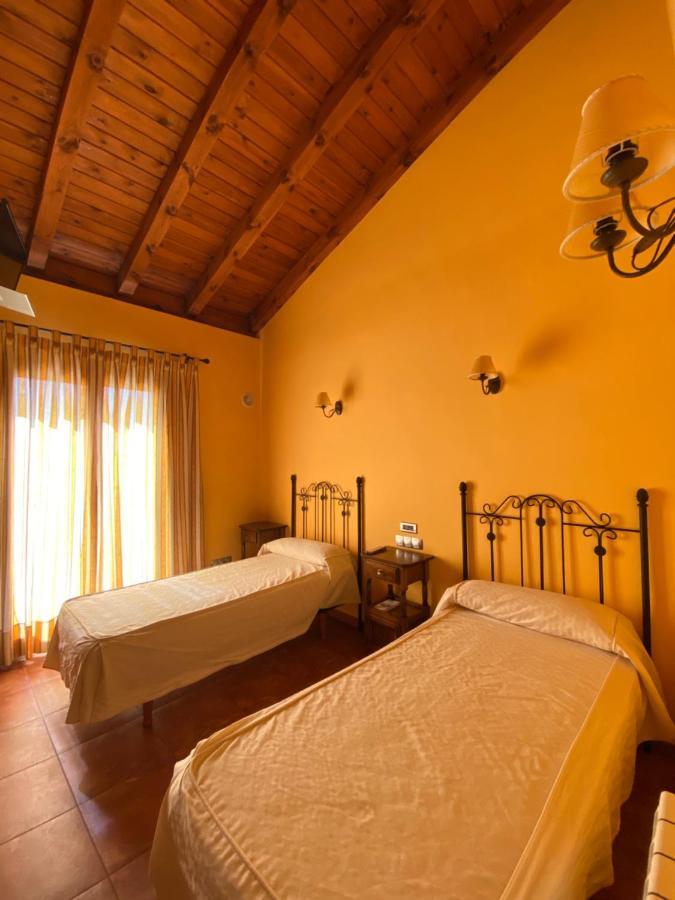 Hotel Hosteria De Monzon Monzón de Campos Buitenkant foto