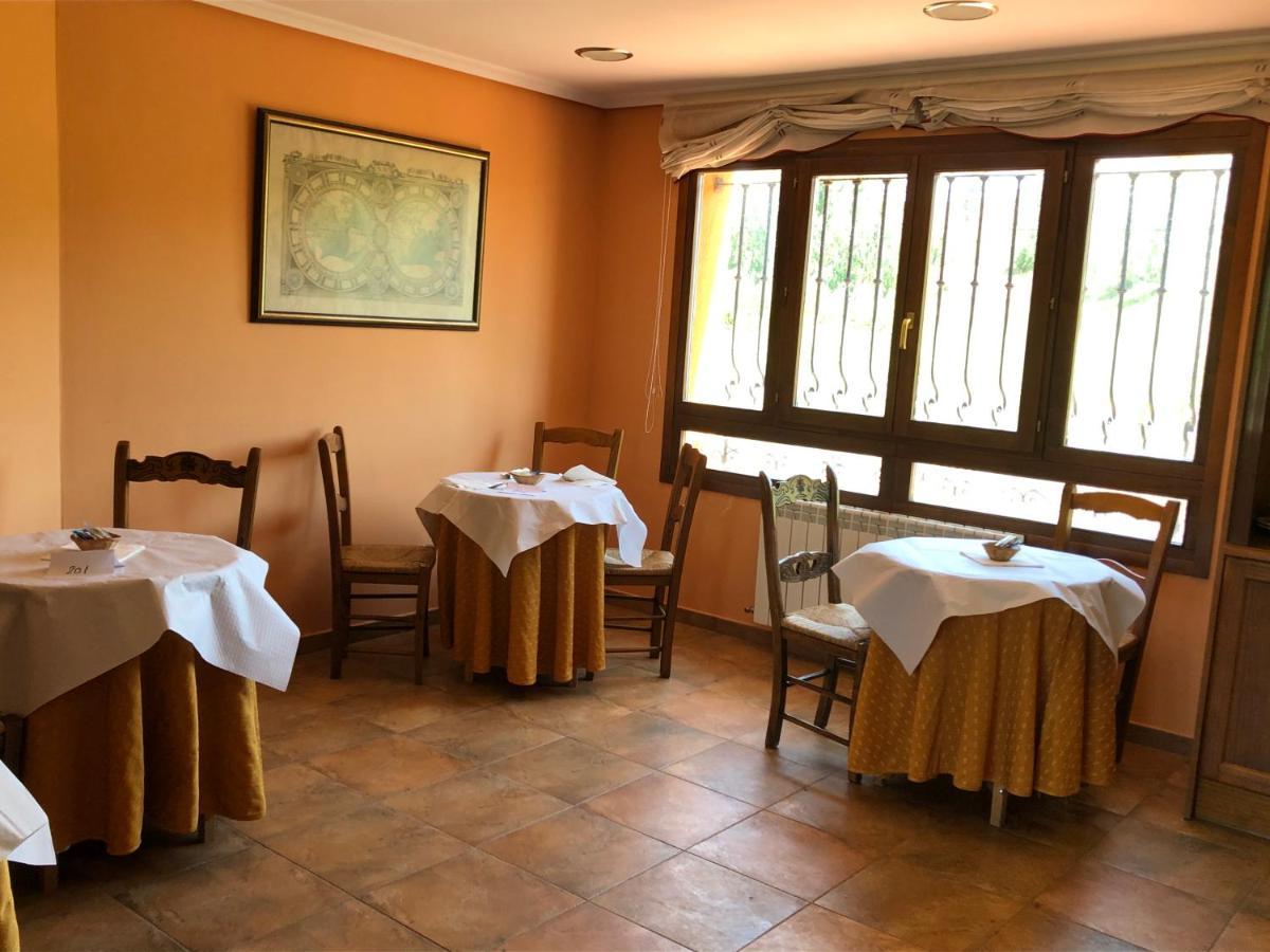 Hotel Hosteria De Monzon Monzón de Campos Buitenkant foto