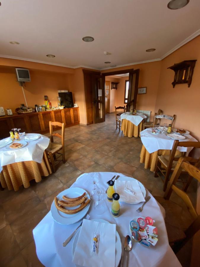 Hotel Hosteria De Monzon Monzón de Campos Buitenkant foto